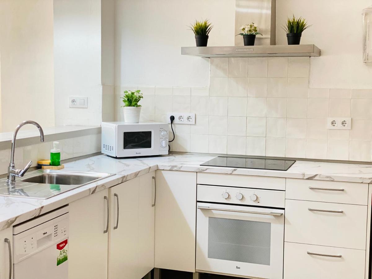 Flamenca Triana - Apartamento Wifi Con 2 Dormitorios 2 Sofas Camas 2 Banos Sevilla Exteriör bild